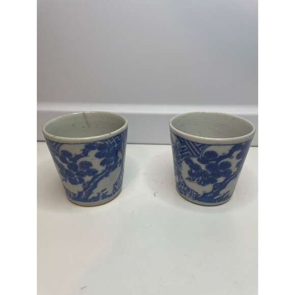 2 Antique Imari Porcelain Soba Choko Cups White BLUE about 2.5 inches tall - Picture 3 of 11